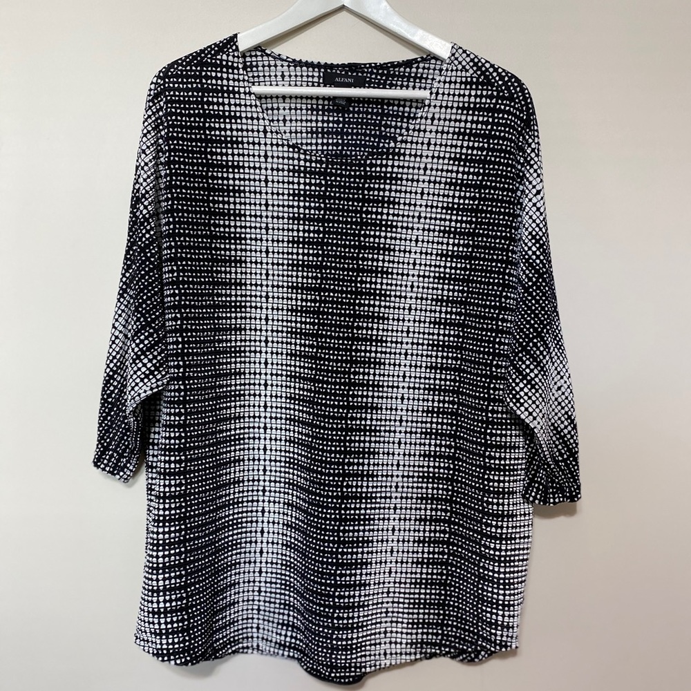 Alfani Black & White Tunic - Size M